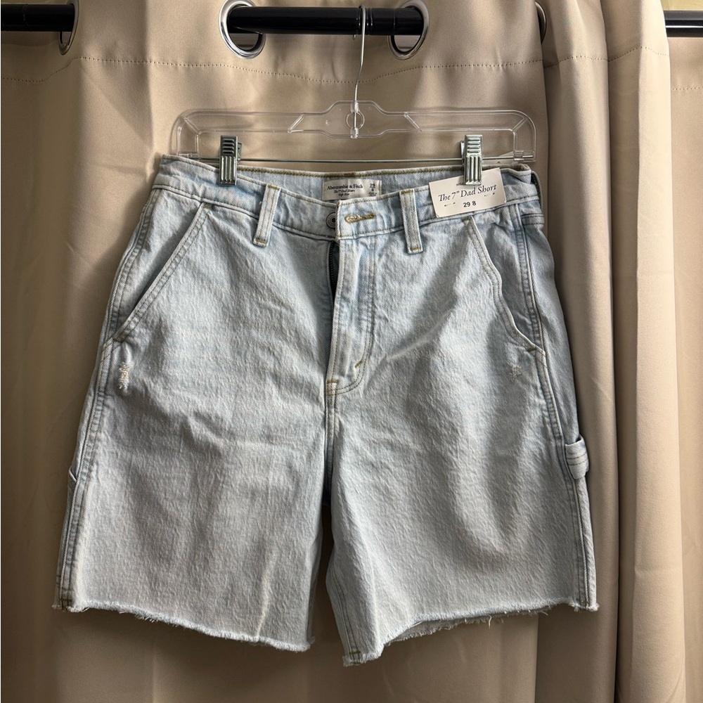 Women’s Abercrombie & Fitch Light Blue 7 Inch Dad Short